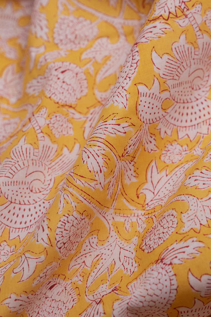 Cotton Fabric - Matkatus 