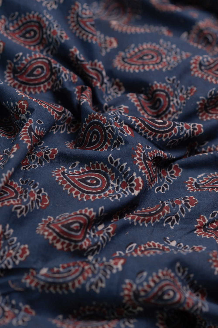 Block Printed Cotton Fabric - Matkatus 