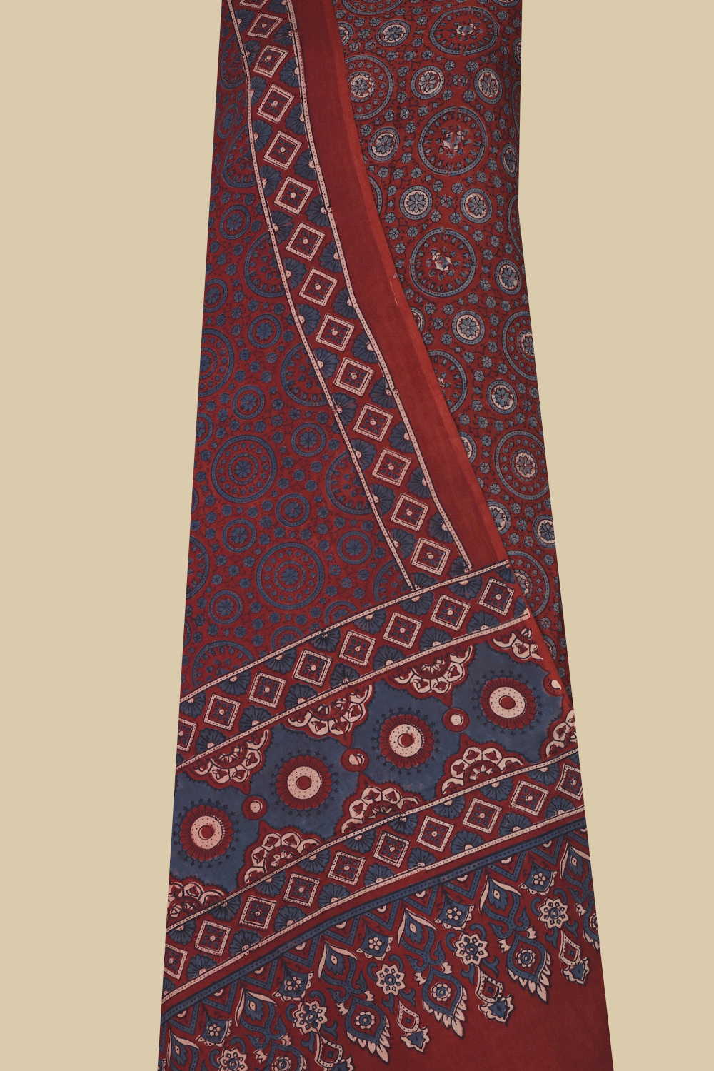 Unstitched Suits - Matkatus