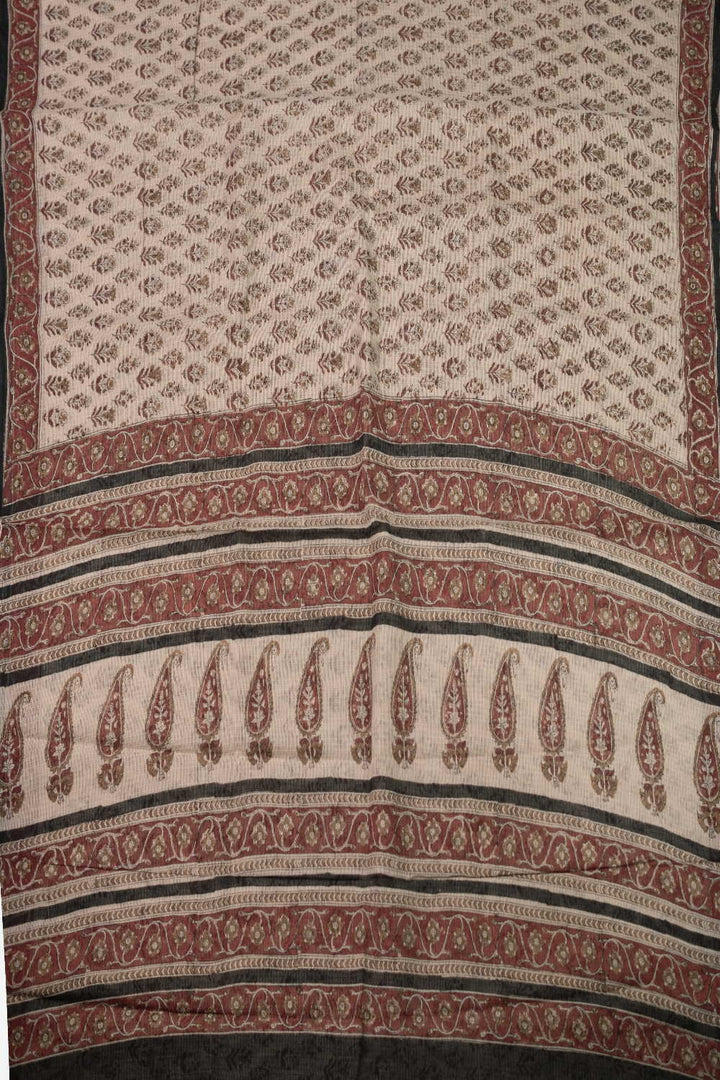 Sarees - Matkatus