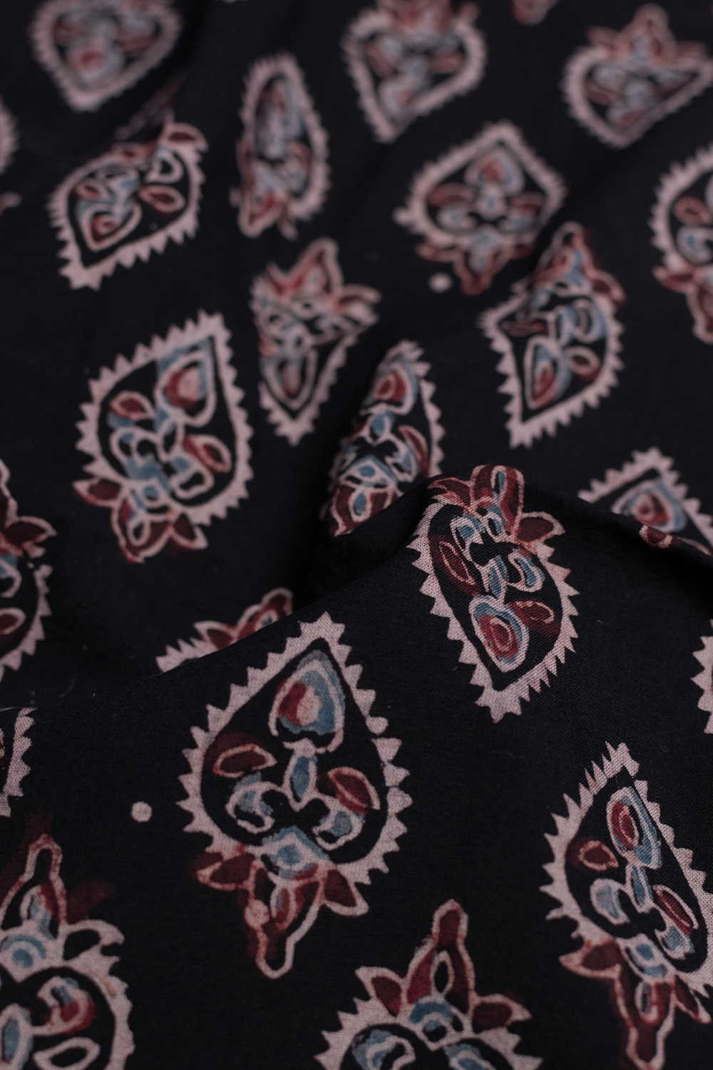 Ajrak Fabrics - Matkatus