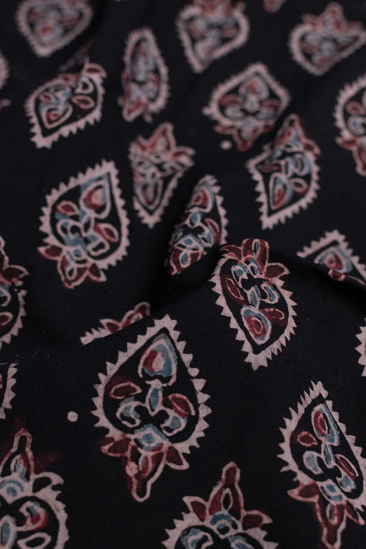 Ajrak Fabrics - Matkatus