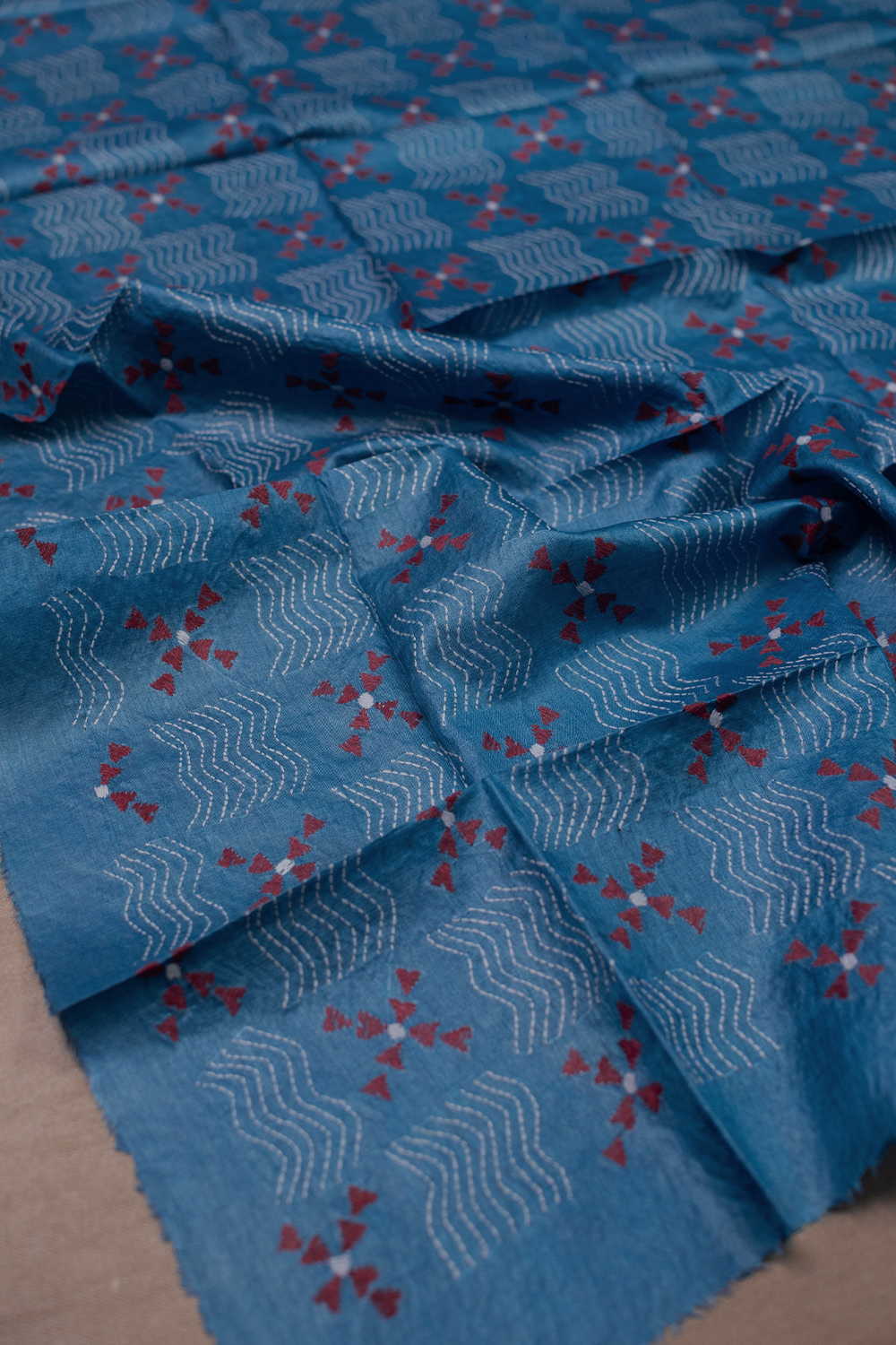Embroidered Blouse - Matkatus