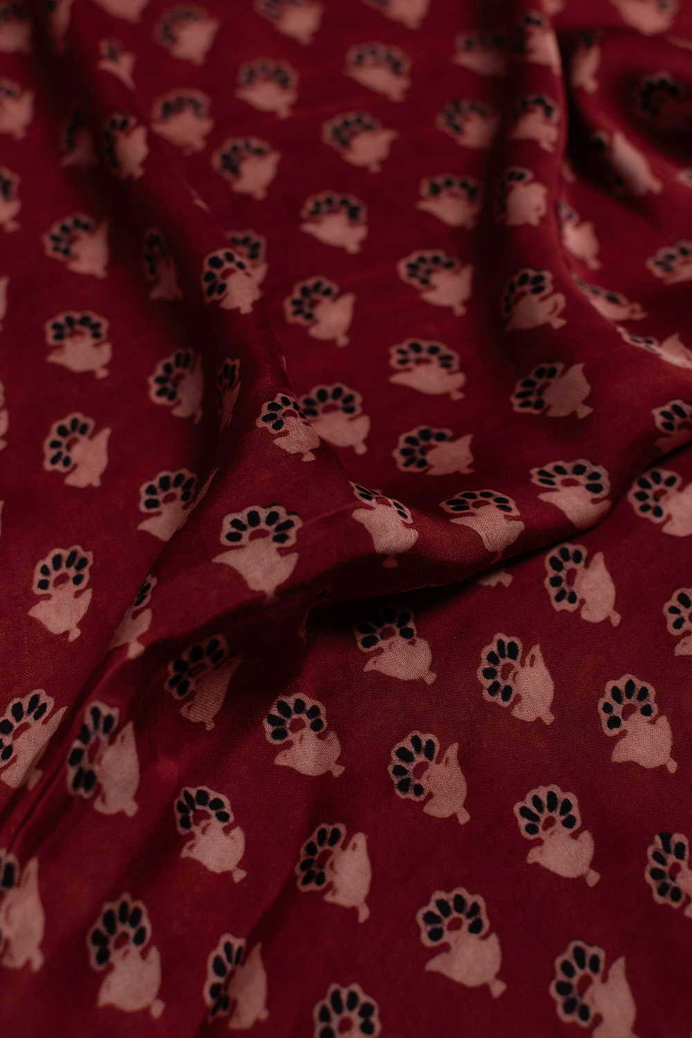 Silk Fabrics - Matkatus