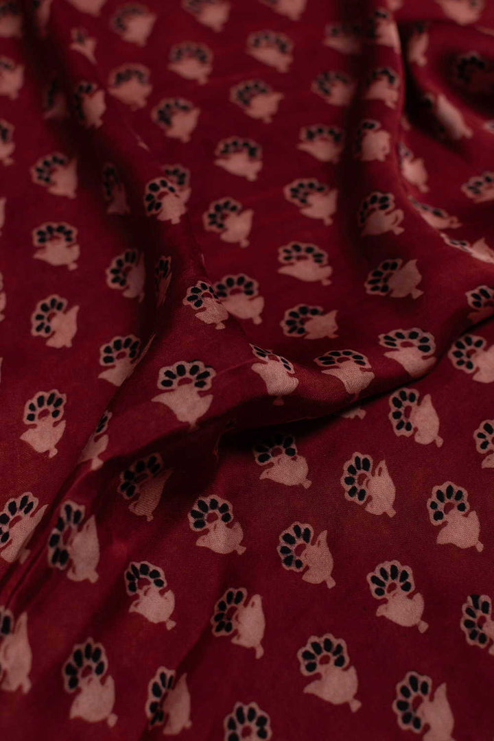 Silk Fabrics - Matkatus