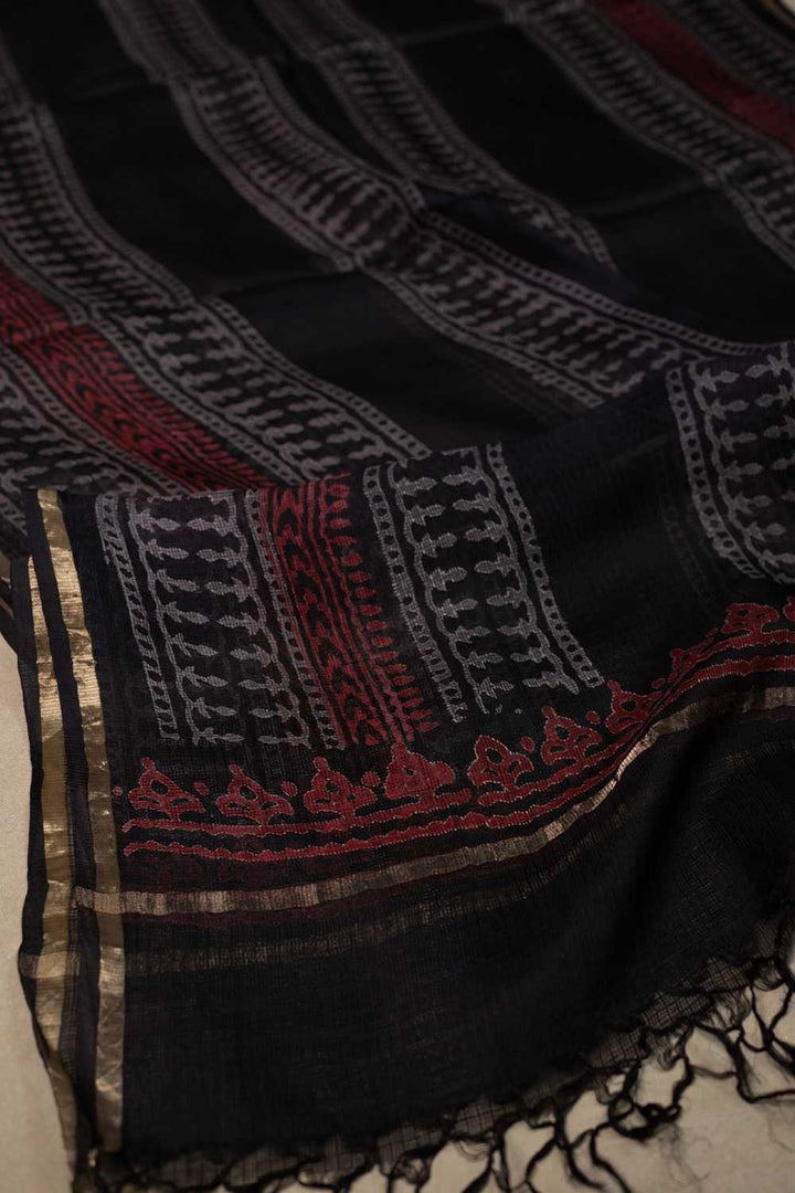 Silk Dupatta - Matkatus 