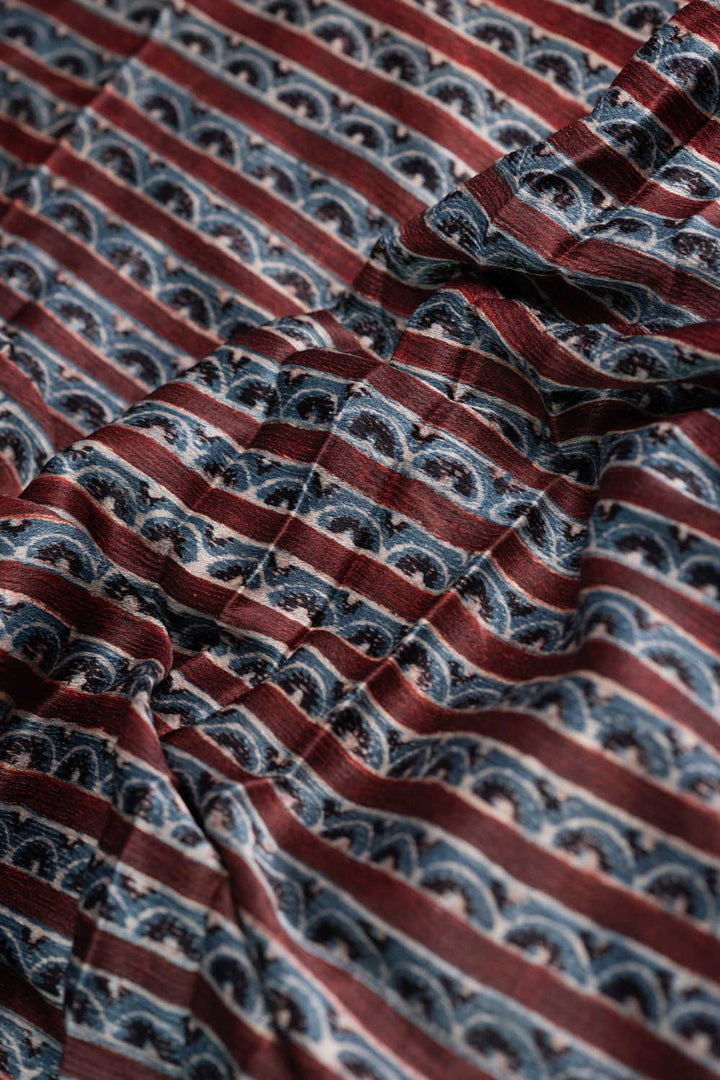 Silk Fabric - Matkatus 