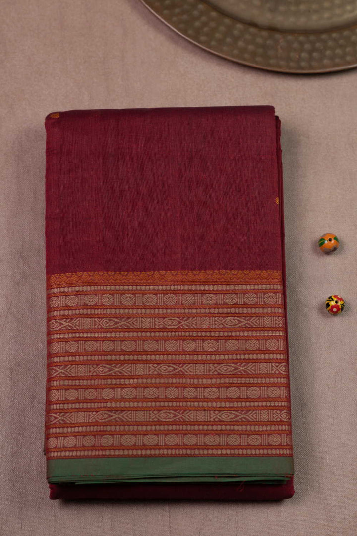 Sarees - Matkatus 