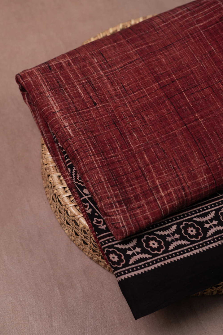Ajrak Brush Print Fabric - Matkatus 