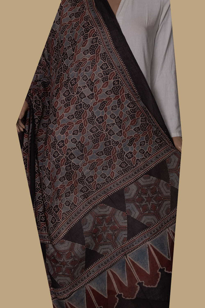 Ajrak Cotton Dupatta - Matkatus 