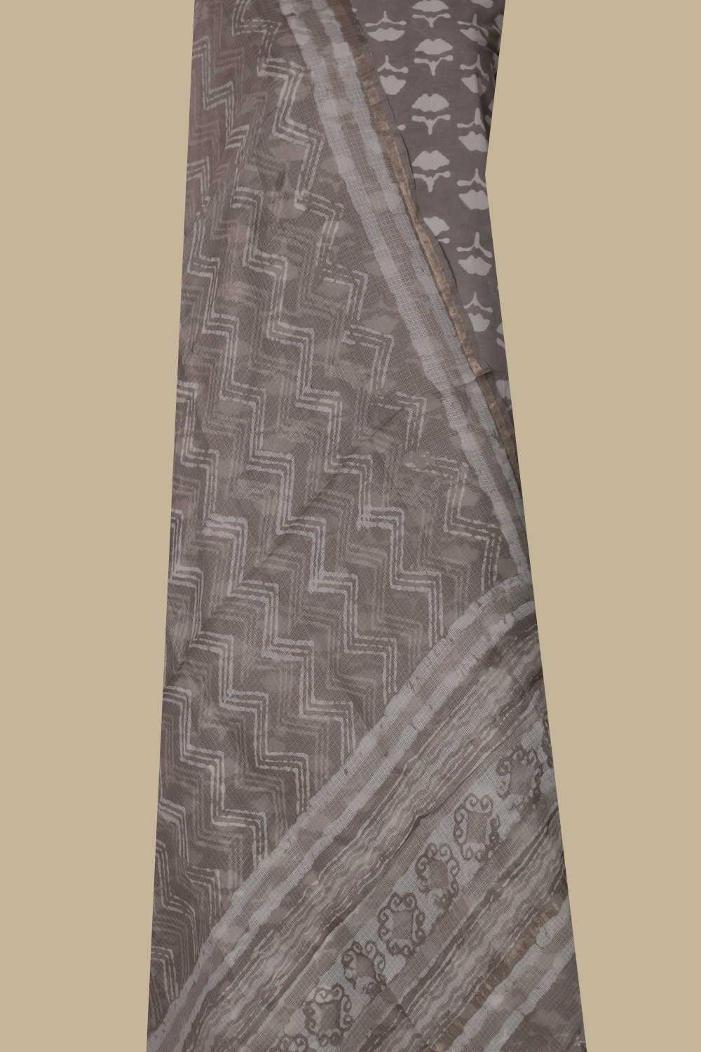 Top and Dupatta - Matkatus 