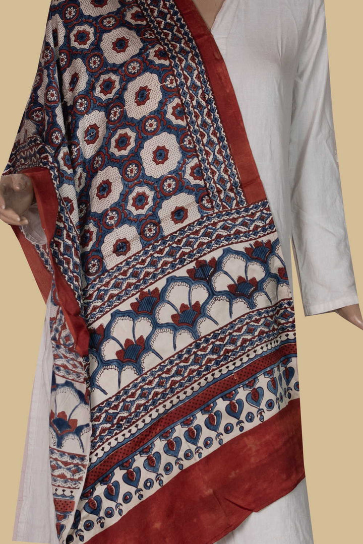 Ajrak Stole - Matkatus