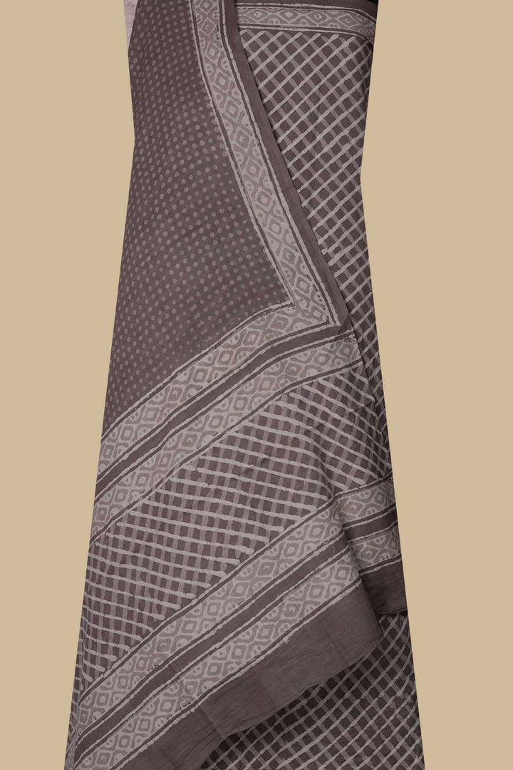 Full Suits - Matkatus 