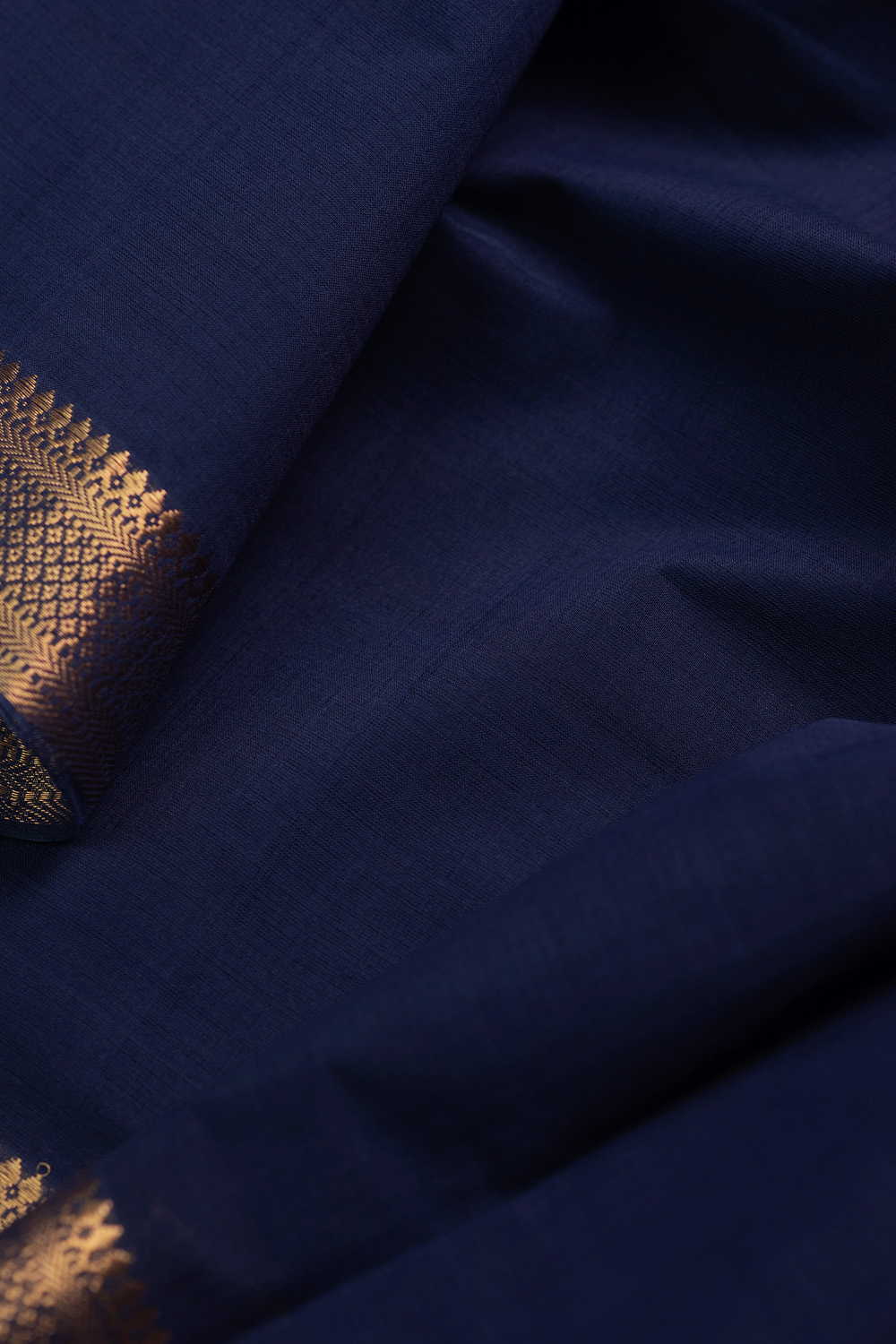 Deep Blue Mangalagiri Cotton Border Fabric