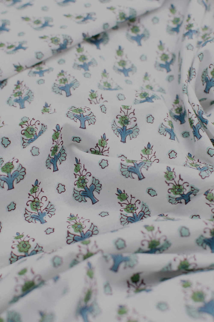 Hand block printed Sanganeri cotton fabric with floral motifs - Matkatus 
