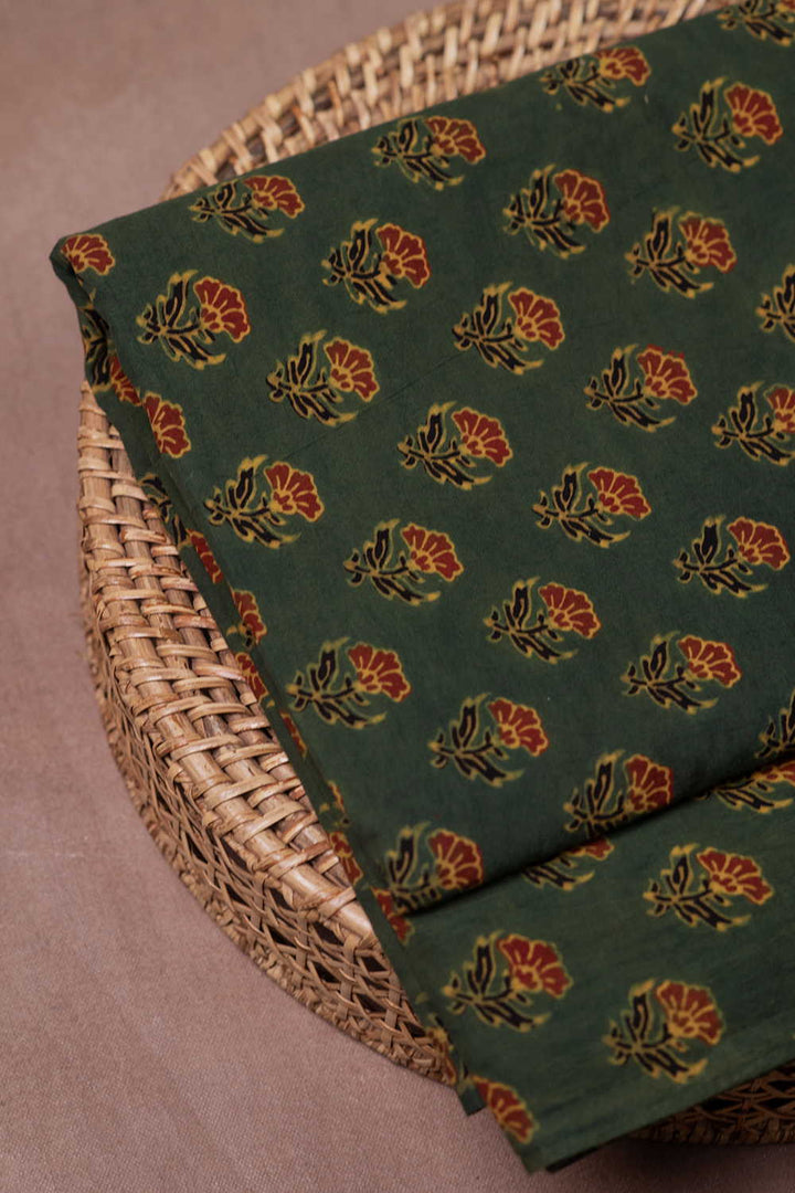 Block Printed Fabric - Matkatus 