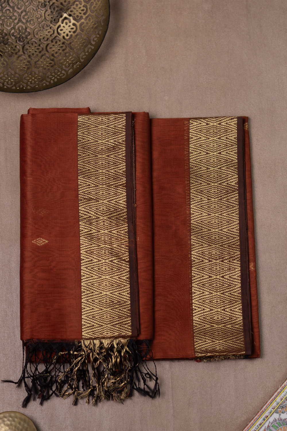 16 Piece Suits - Matkatus 