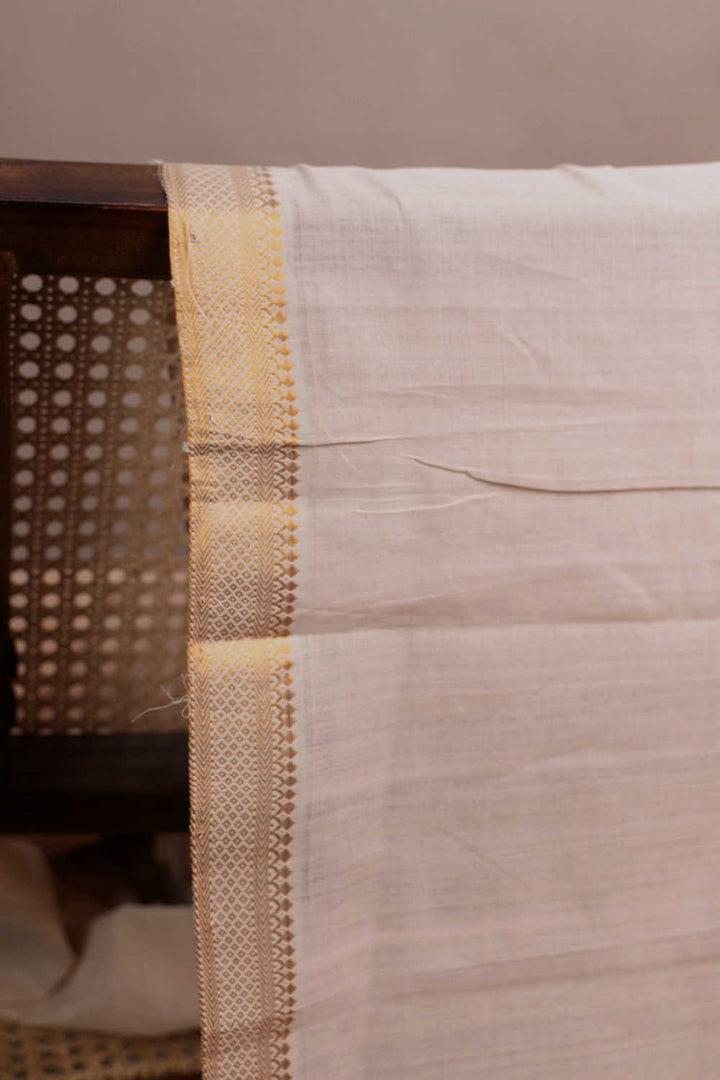 Border Fabrics - Matkatus 