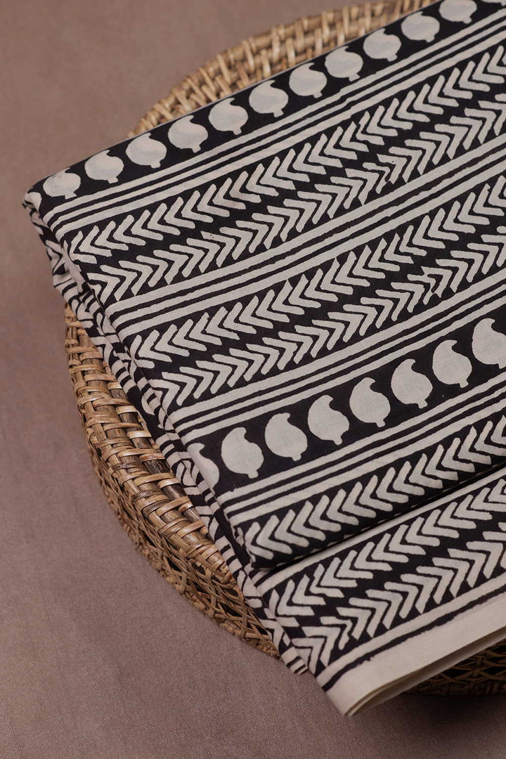 Block Printed Fabric - Matkatus 