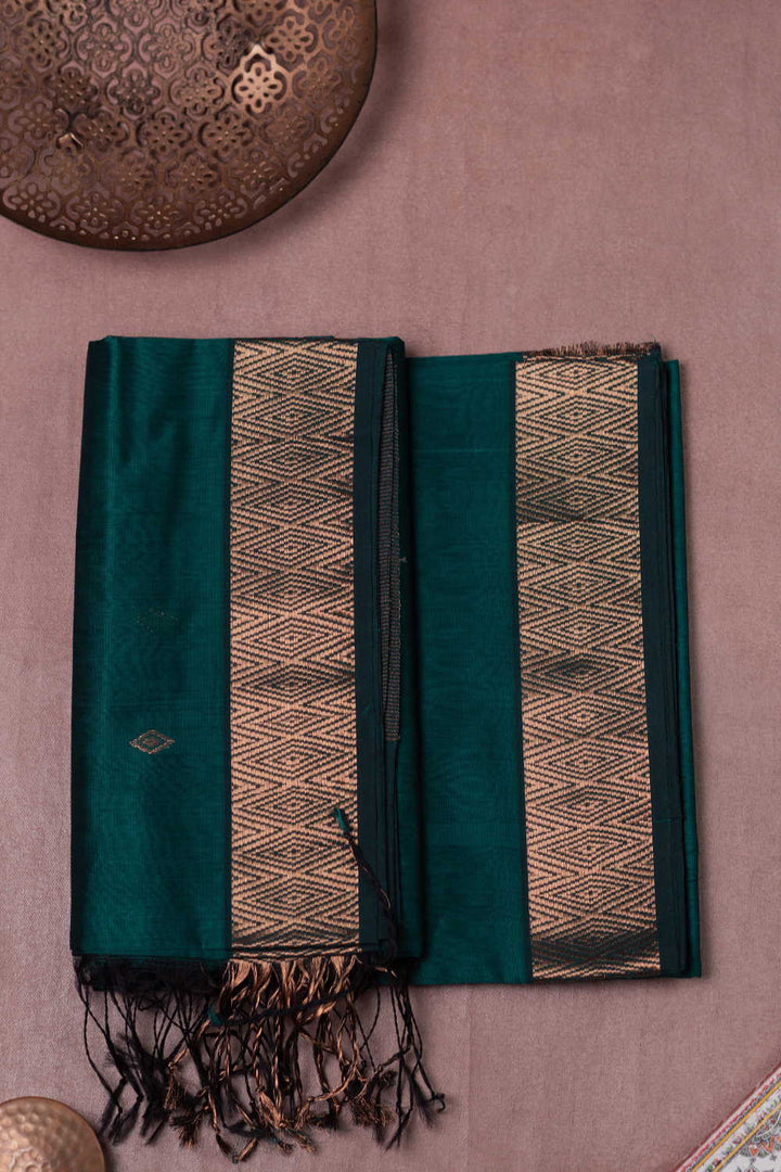 Top & Dupatta - Matkatus 