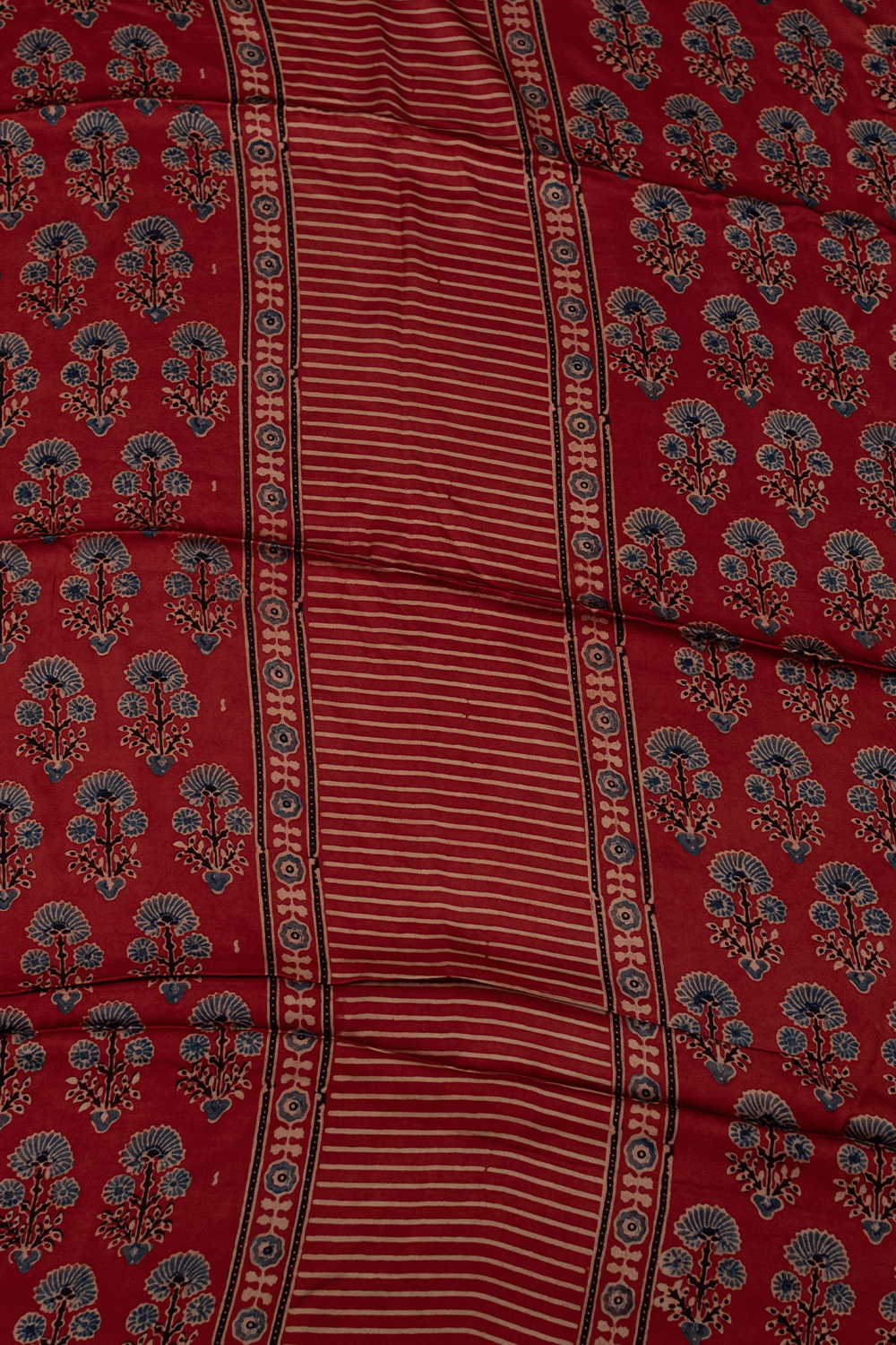 Unstitched Suits - Matkatus 