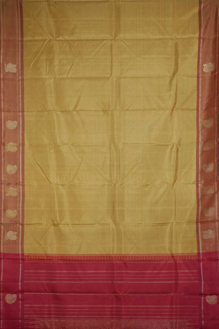 Sarees - Matkatus 