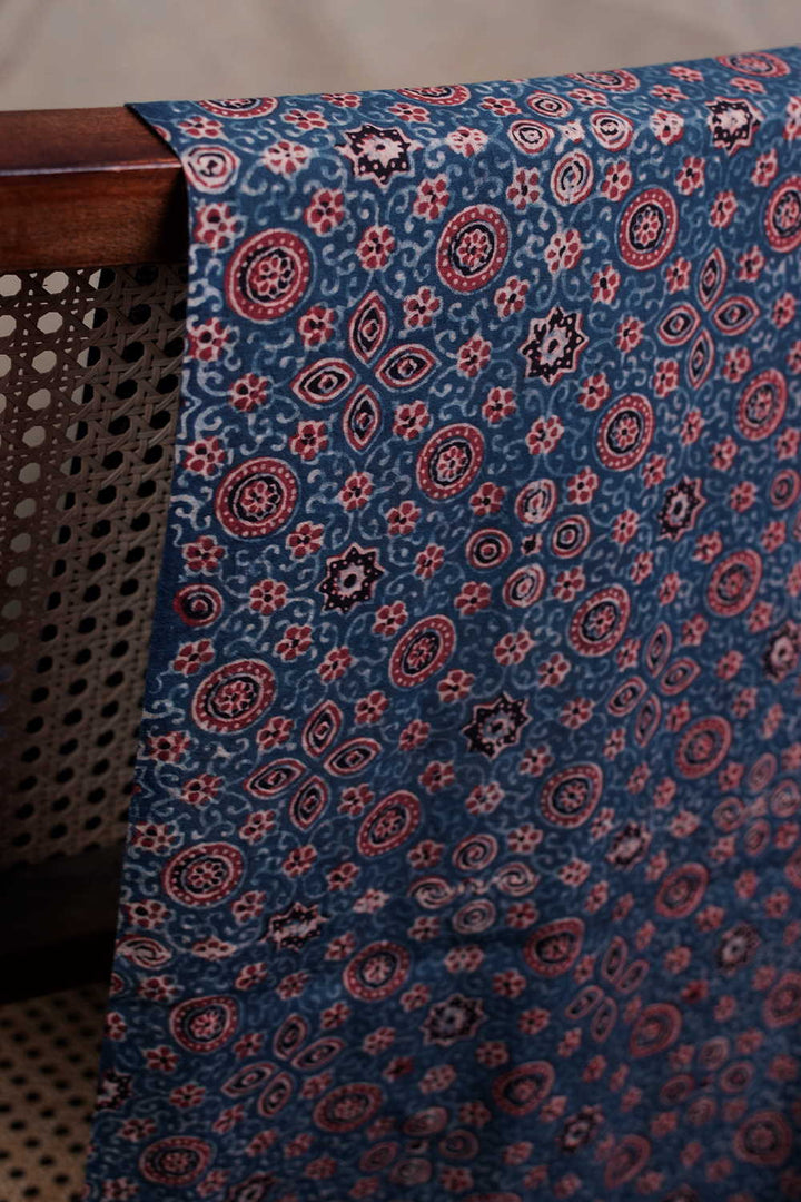 Cotton Fabric-Matkatus