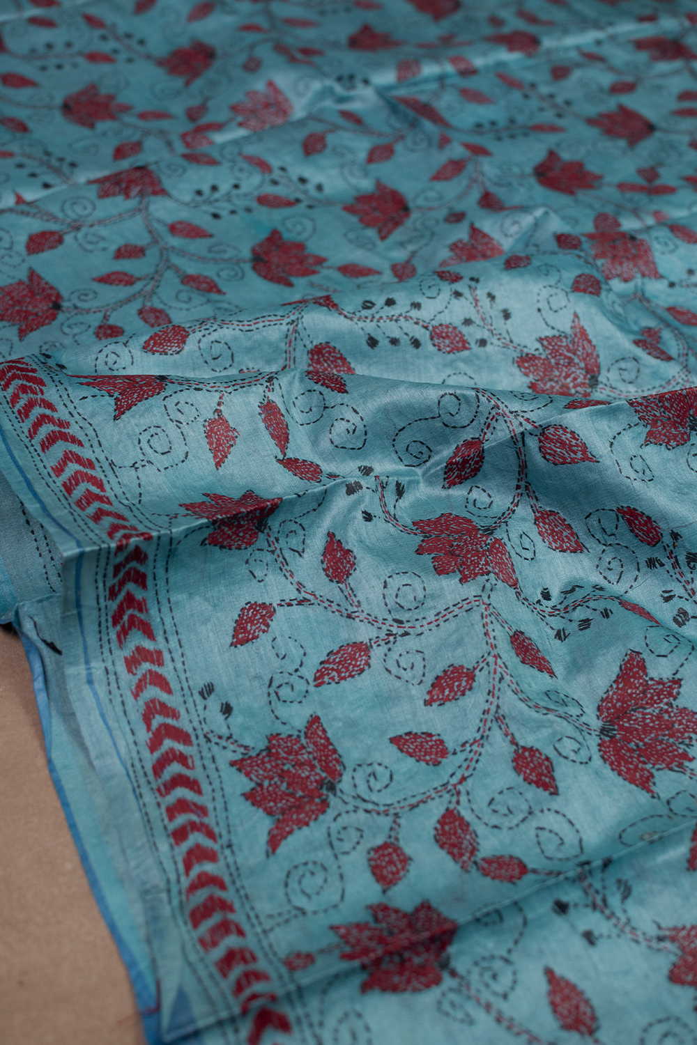 Tussar Silk Dupatta - Matkatus 