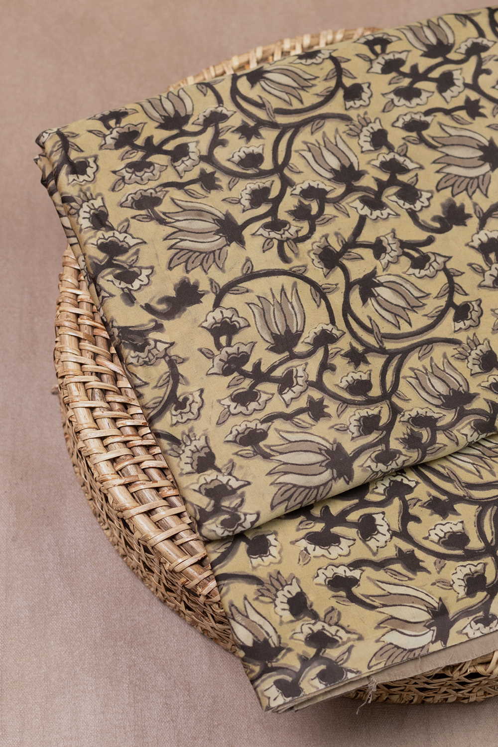 Silk Fabrics - Matkatus