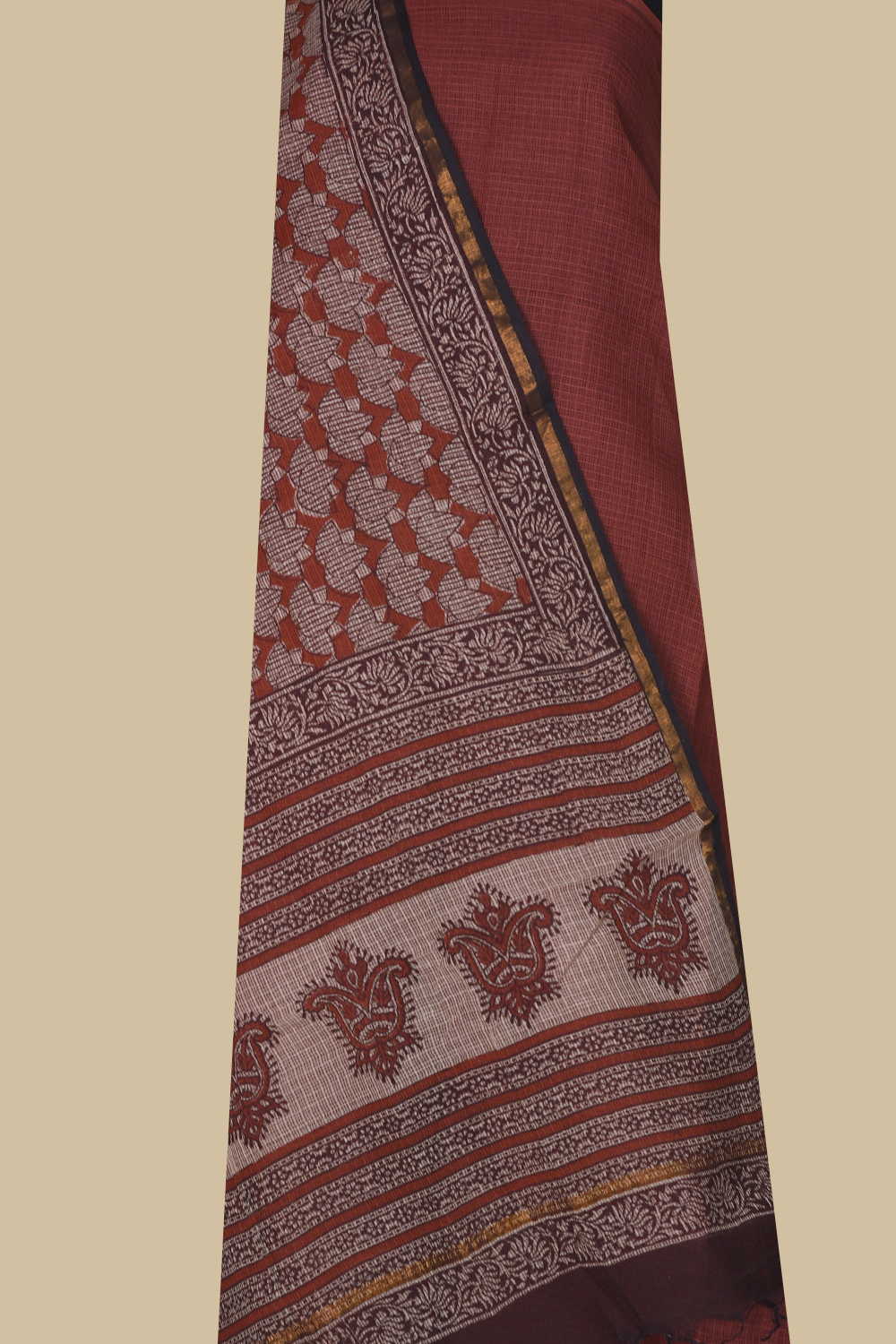 Unstitched Suits - Matkatus