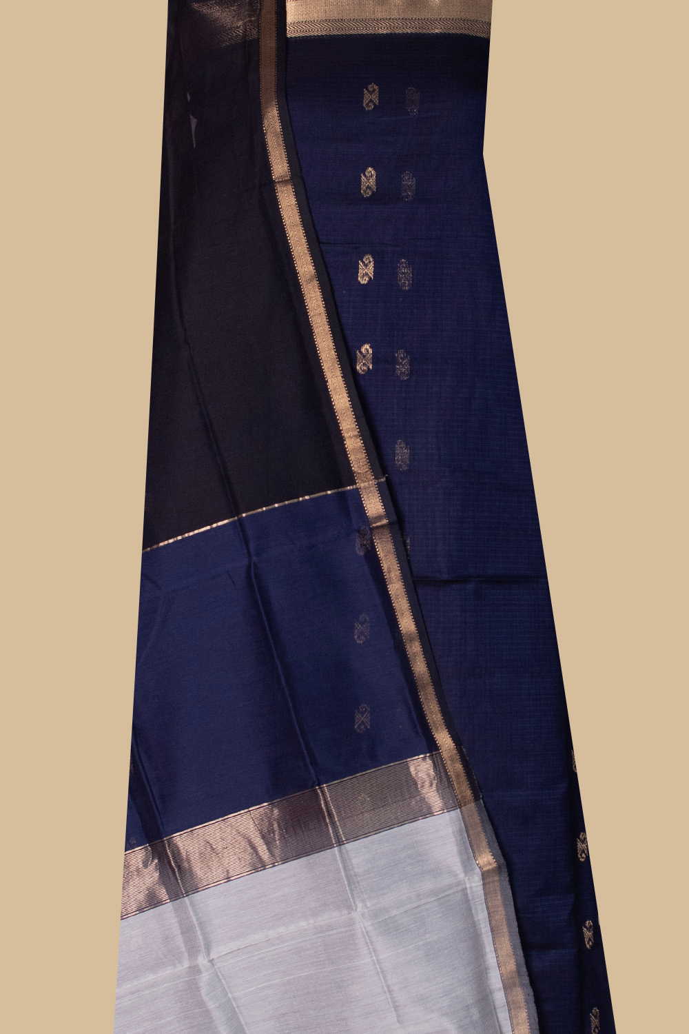 Maheshwari Silk Cotton Top & Dupatta - Matkatus 