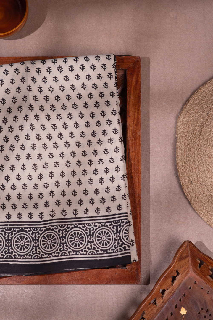Mul Mul Cotton Sarees - Matkatus 