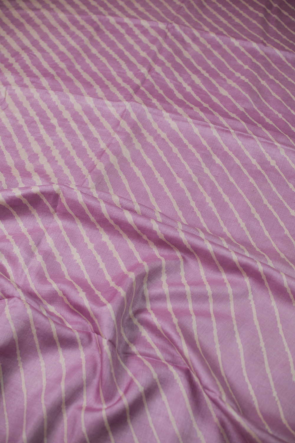 Striped Pink Leheriya Tussar saree