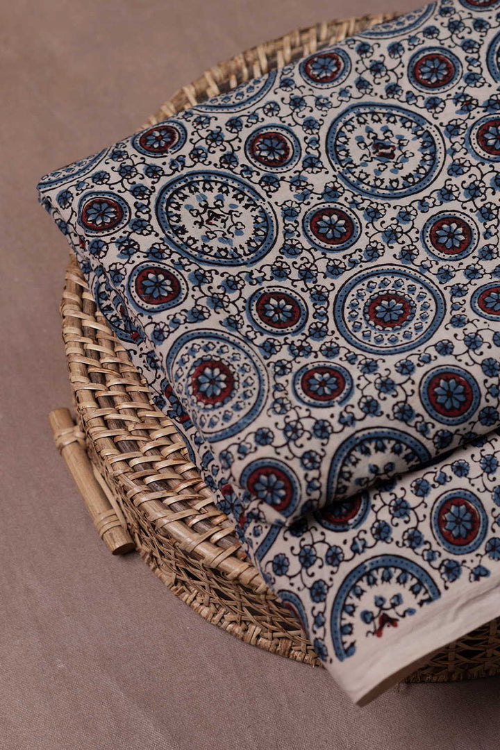 Block Printed Fabric - Matkatus 