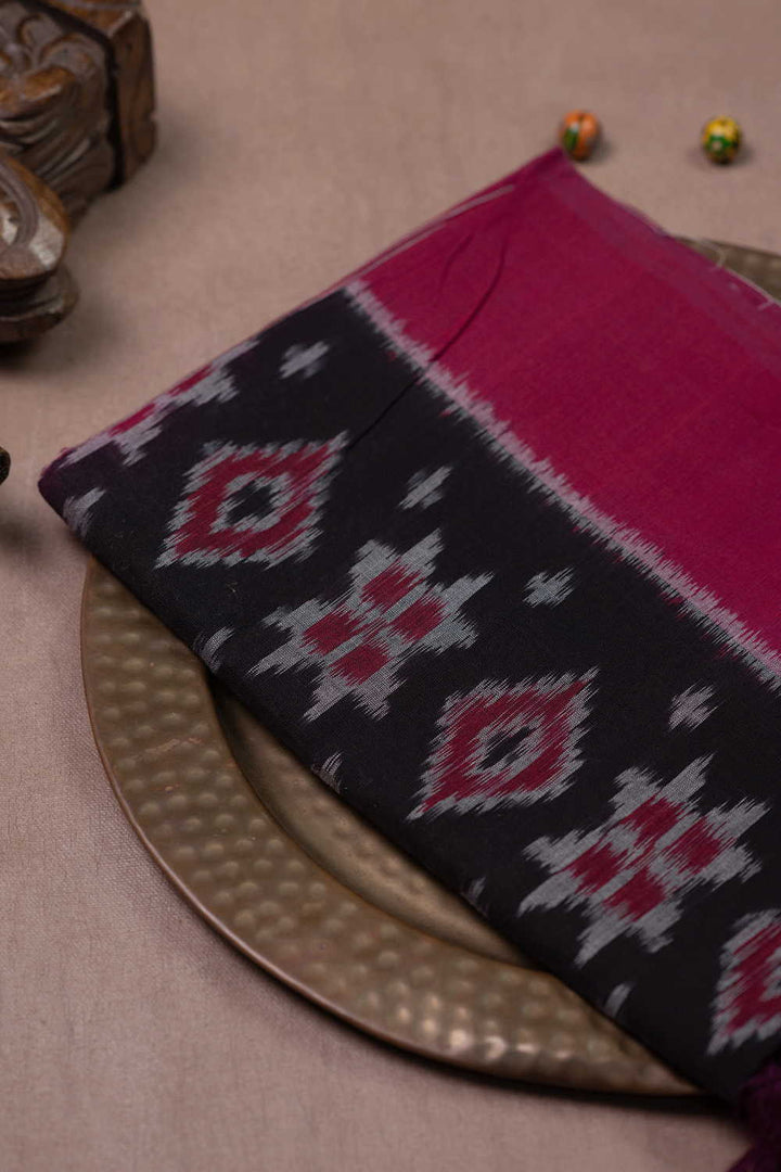 Ikat Cotton Dupatta - Matkatus 