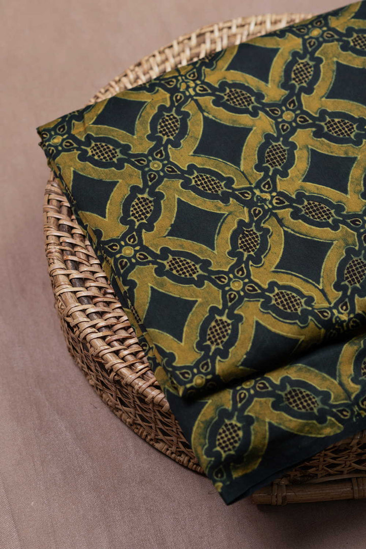 Ajrak Fabric - Matkatus 