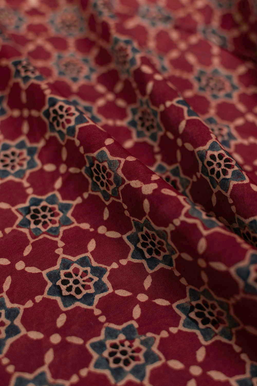 Silk Fabric - Matkatus 