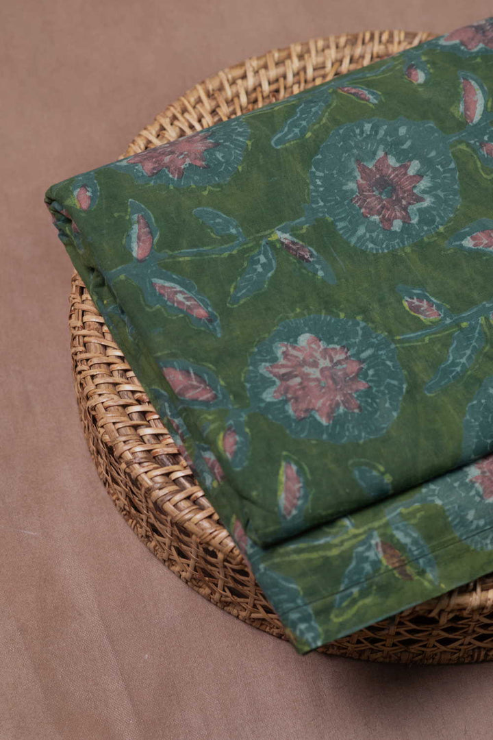 Block Printed Cotton Fabric - Matkatus 