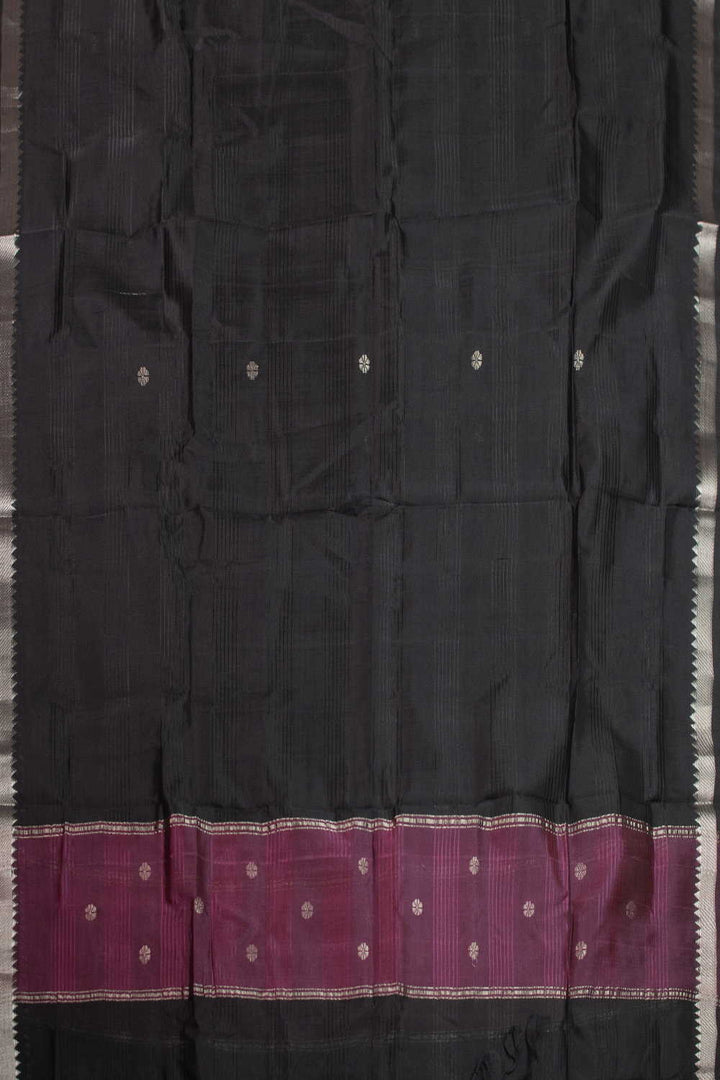 Handwoven Suits - Matkatus 