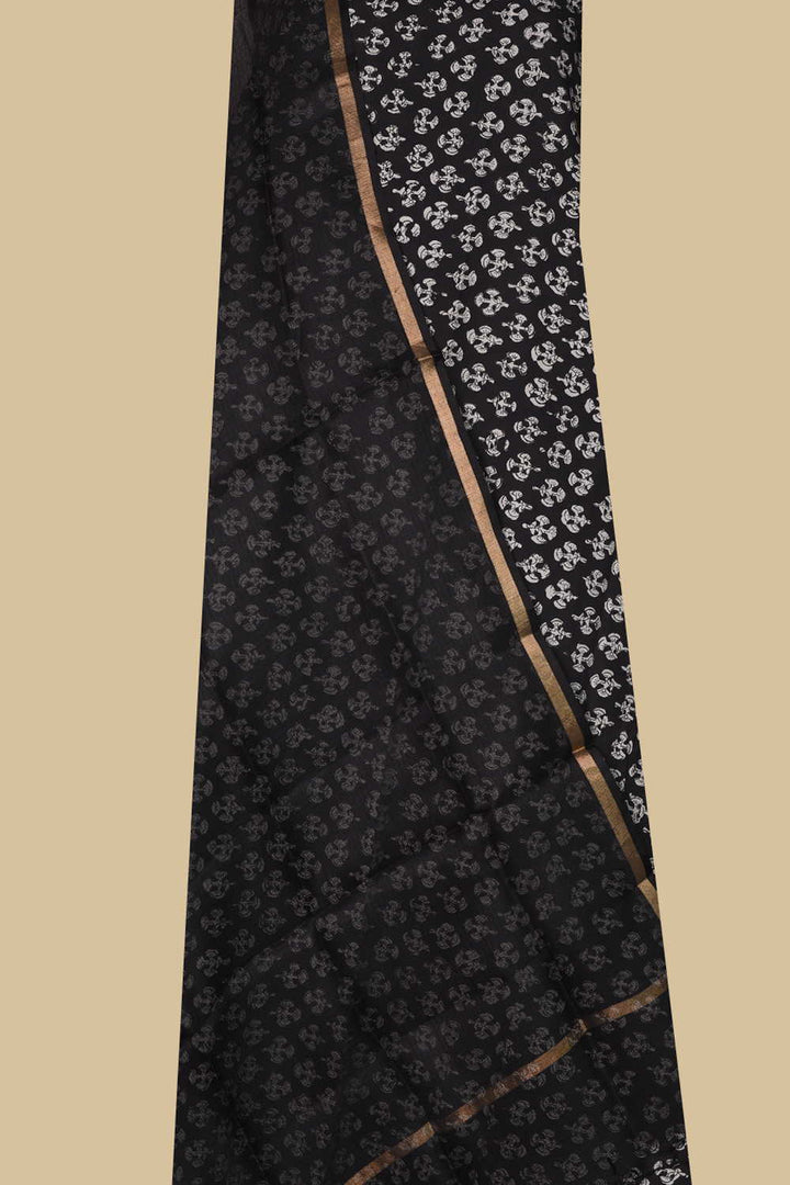 Top & Dupatta - Matkatus