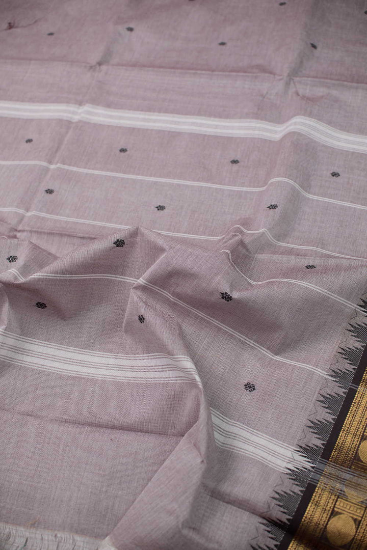 Sarees - Matkatus 