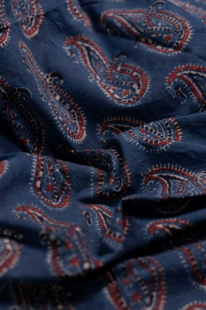 Block Printed Cotton Fabric - Matkatus 