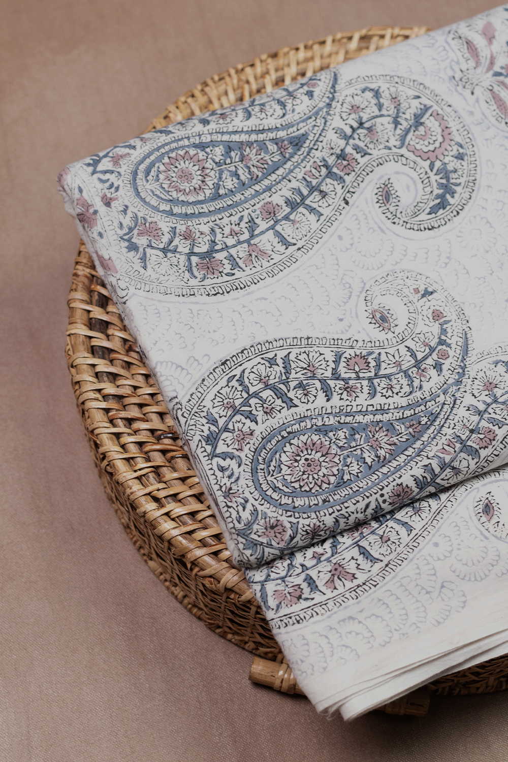 Hand block printed Sanganeri cotton fabric with floral motifs - Matkatus 