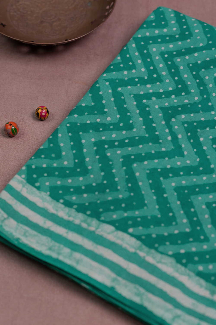 Mul Mul Cotton saree - Matkatus