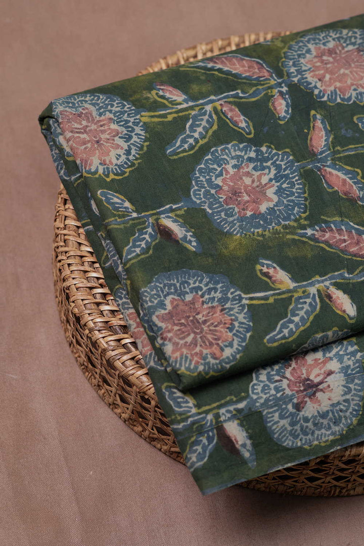 Block Printed Cotton Fabric - Matkatus 