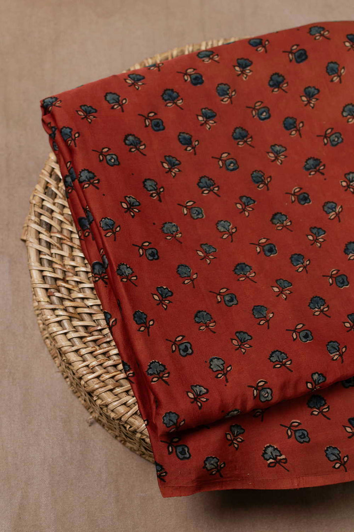 Silk Fabrics - Matkatus