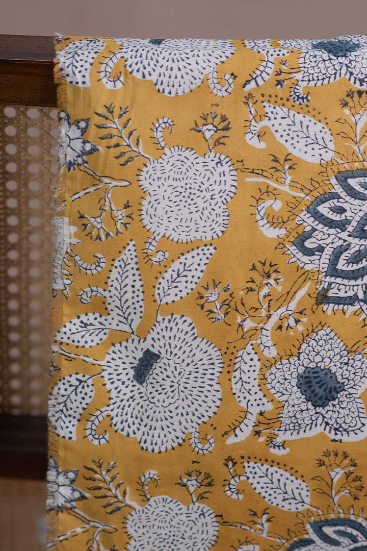 Cotton Fabric- Matkatus