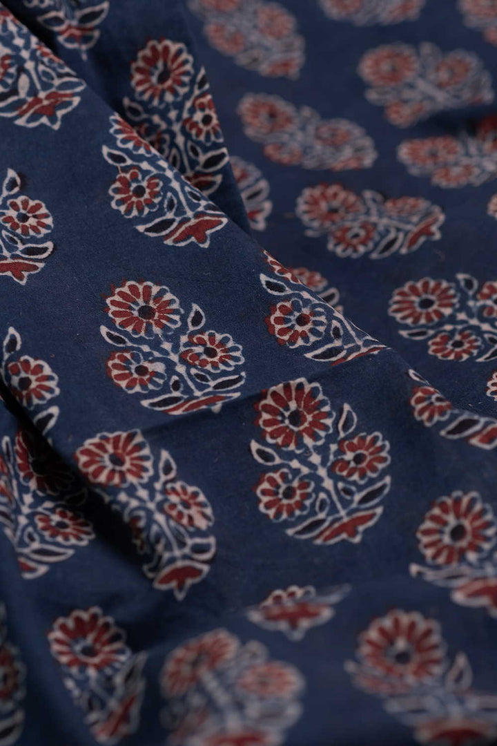Block Printed Cotton Fabric - Matkatus 
