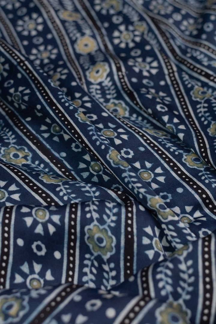 Ajrak fabrics - Matkatus