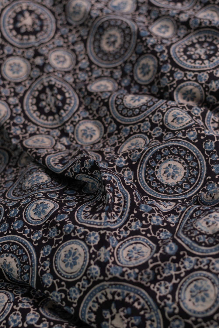 Ajrak Fabric - Matkatus 